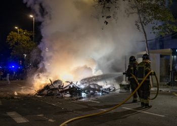 Licitación bajo la lupa: cuestionamientos por millonaria contratación y oferta única para la visita papal
