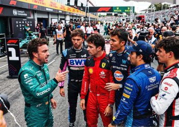 Estalló la guerra de pilotos en la Fórmula 1 tras las duras críticas de Fernando Alonso