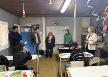 El Consejo Escolar de Tres Arroyos entregó nuevo mobiliario a cuatro escuelas del distrito