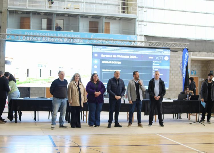 Martín Garate en Radio 3 Continental: El drama de la vivienda y los detalles del sorteo de las 120 casas