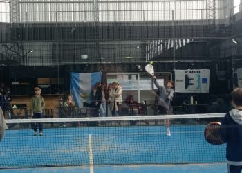 Éxito y gran convocatoria en el fin de semana deportivo de Kiwi Pádel: concluyó el torneo junior y avanza el encuentro de escuelita