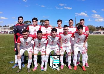 Colegiales bajó a Olimpo y Huracán quedó a un punto