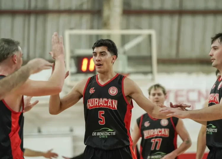 Alumni perdió el invicto ante Huracán de Necochea